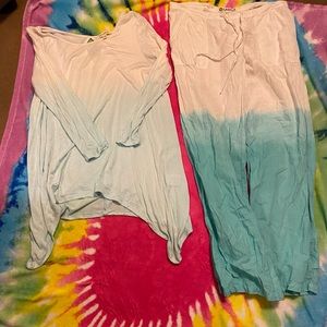 Top and pants bundle